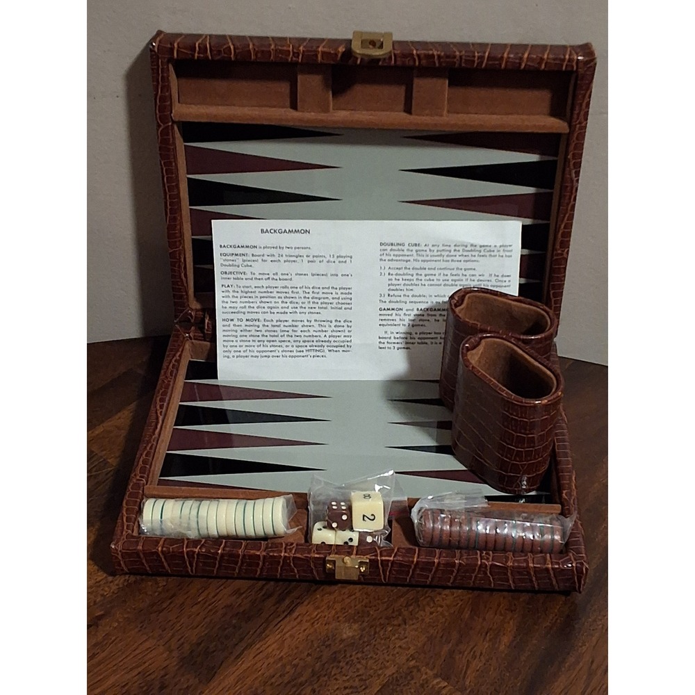 Vintage Faux Crocodile Magnetic Backgammon Travel Case Dice VGVC